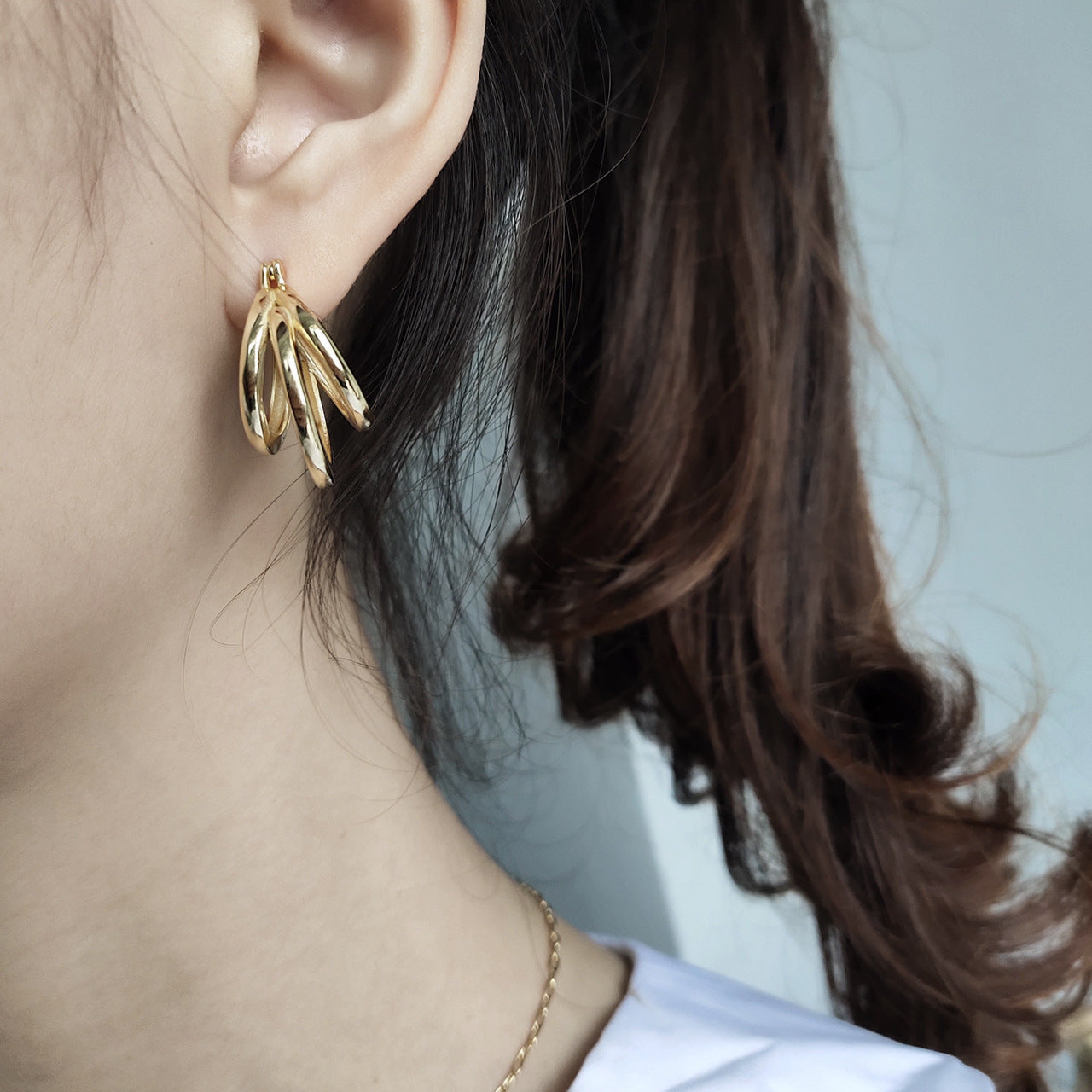 925 Sterling Silver Teardrop Pearl Inlay Earrings