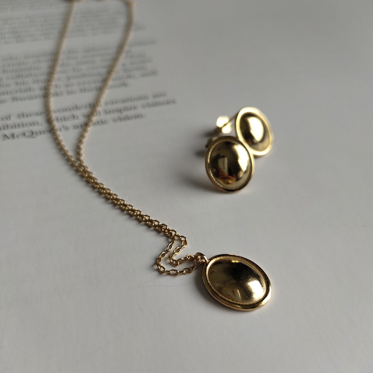 Sweet Geometric Oval Braided Sterling Silver Necklace with 925 Silver Pendant