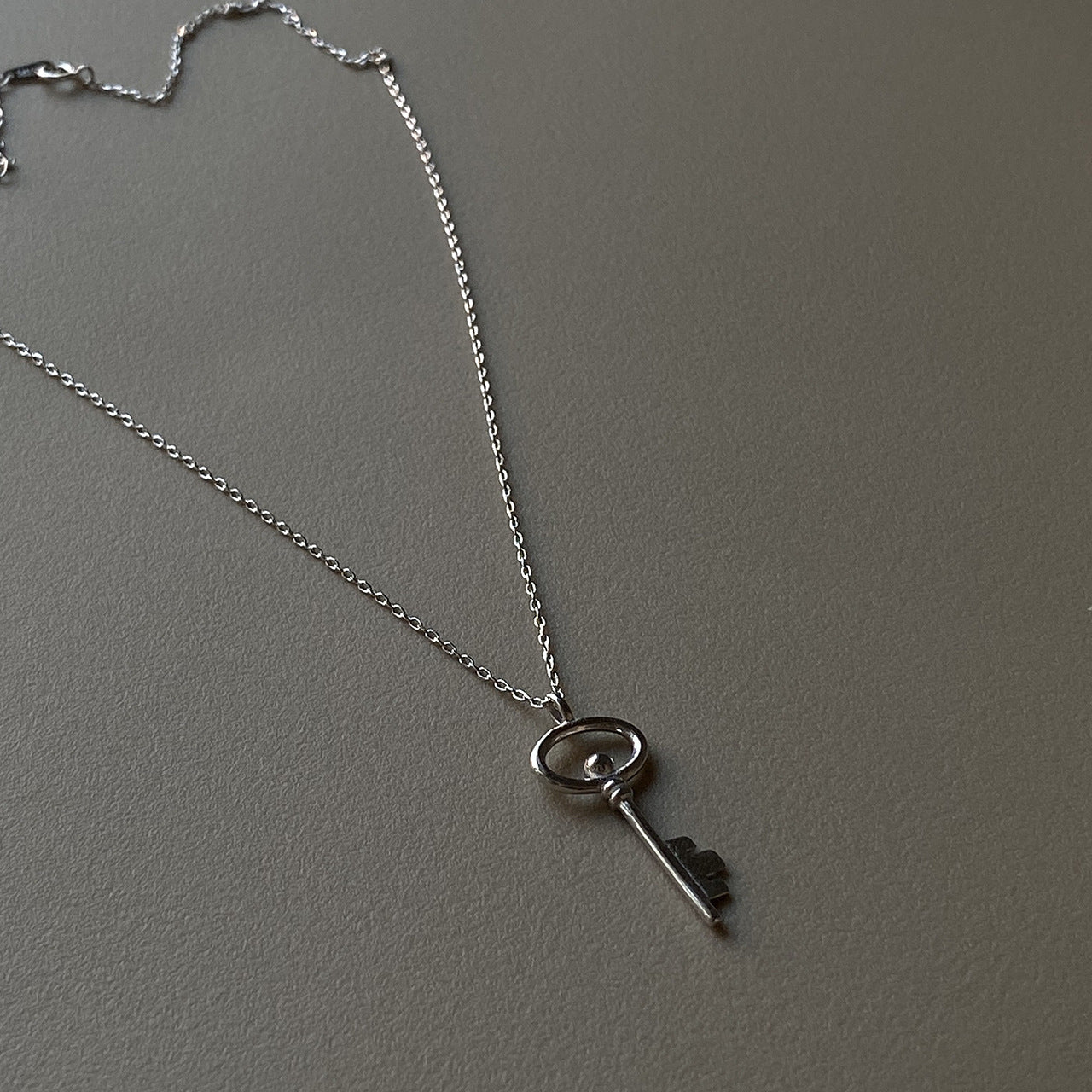 Vintage Minimalist 925 Sterling Silver Key Pendant Necklace with 18K Gold and Platinum Plated Finish