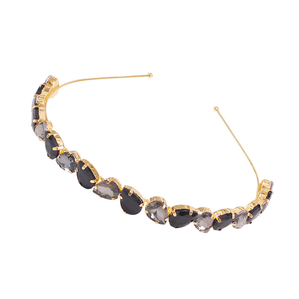 Elegante pinza de pelo minimalista de aleación con incrustaciones de diamantes de imitación y diseño geométrico para mujer