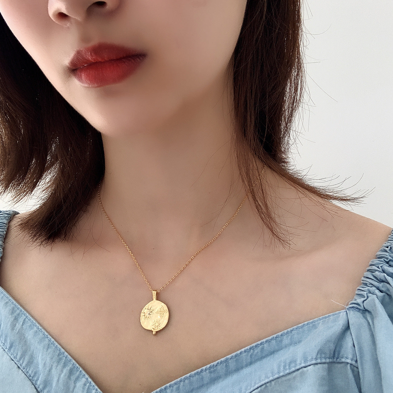 Minimalist Elegant 925 Sterling Silver Geometric Sun Planet Pendant Necklace with Floral Elements for Women