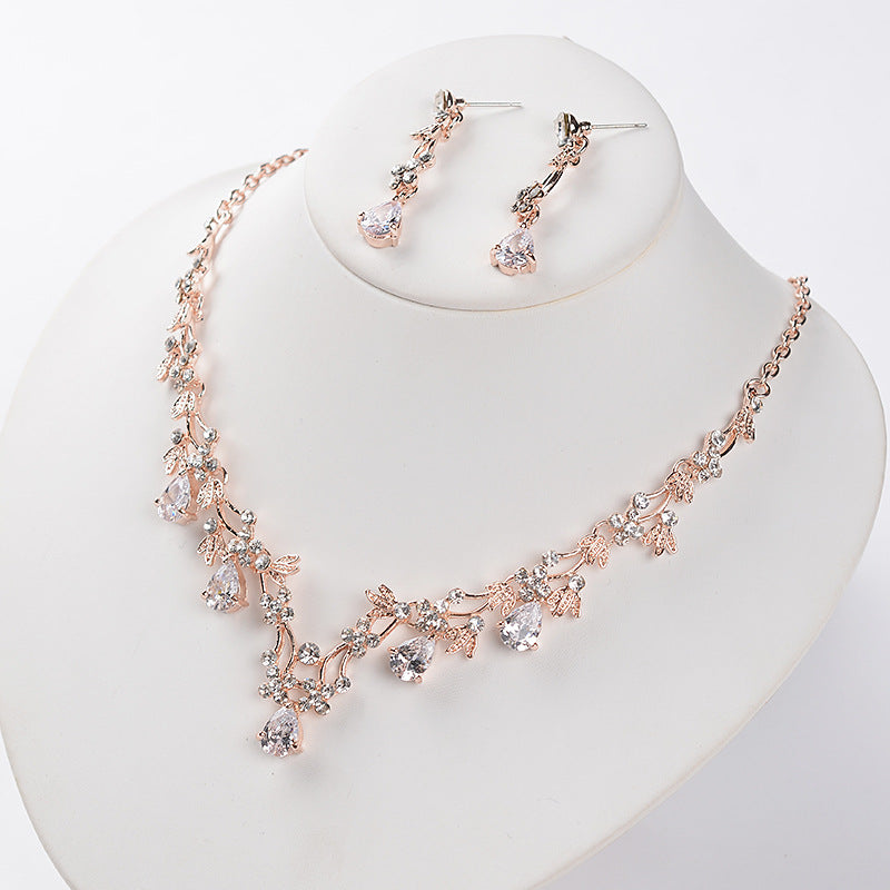 Sweet Elegant Teardrop Floral Alloy Necklace and Earring Set with Cubic Zirconia and Crystal Pendant for Women