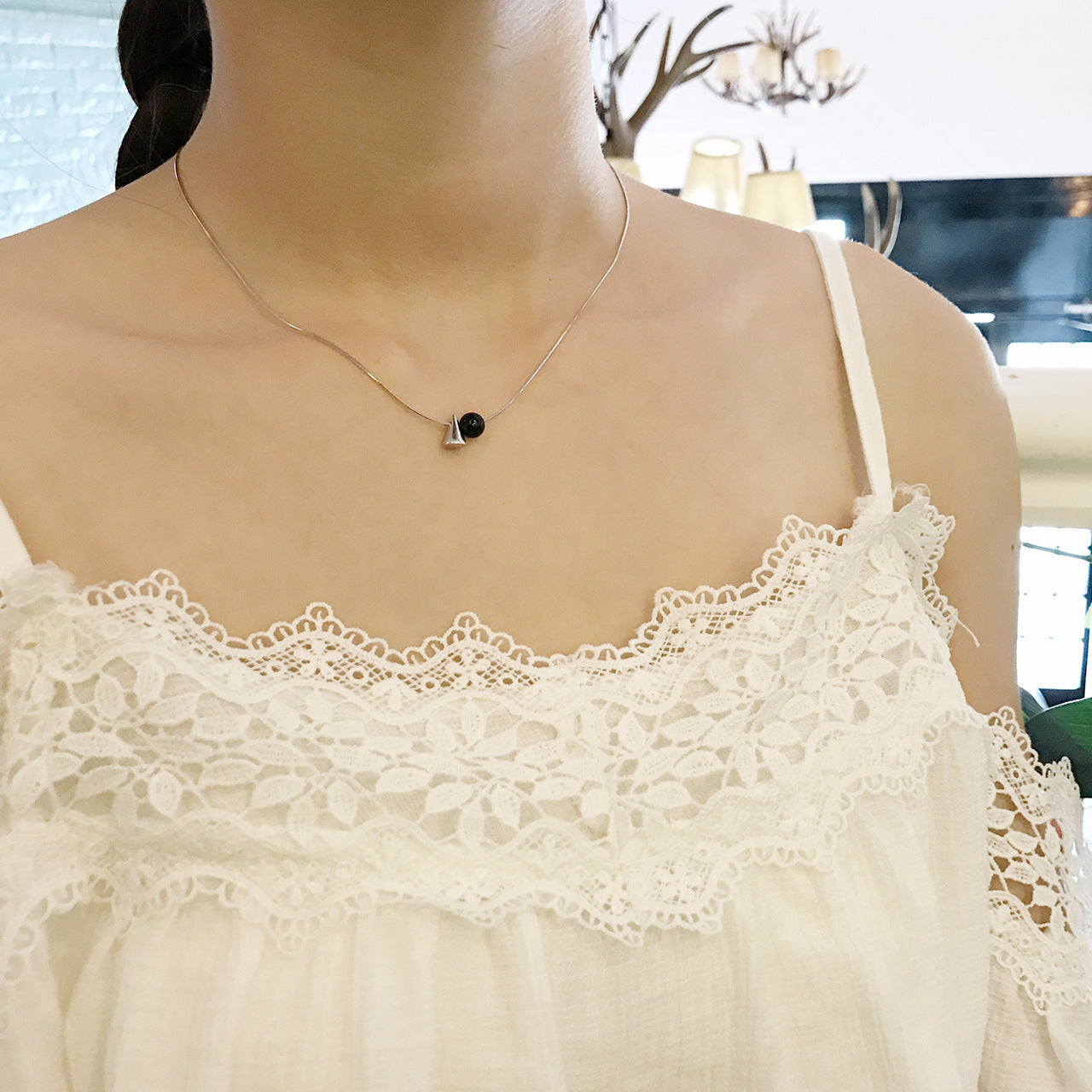 925 Sterling Silver Geometric Pendant Necklace with Black Onyx Inlay Minimalist Fashion Commuter Jewelry