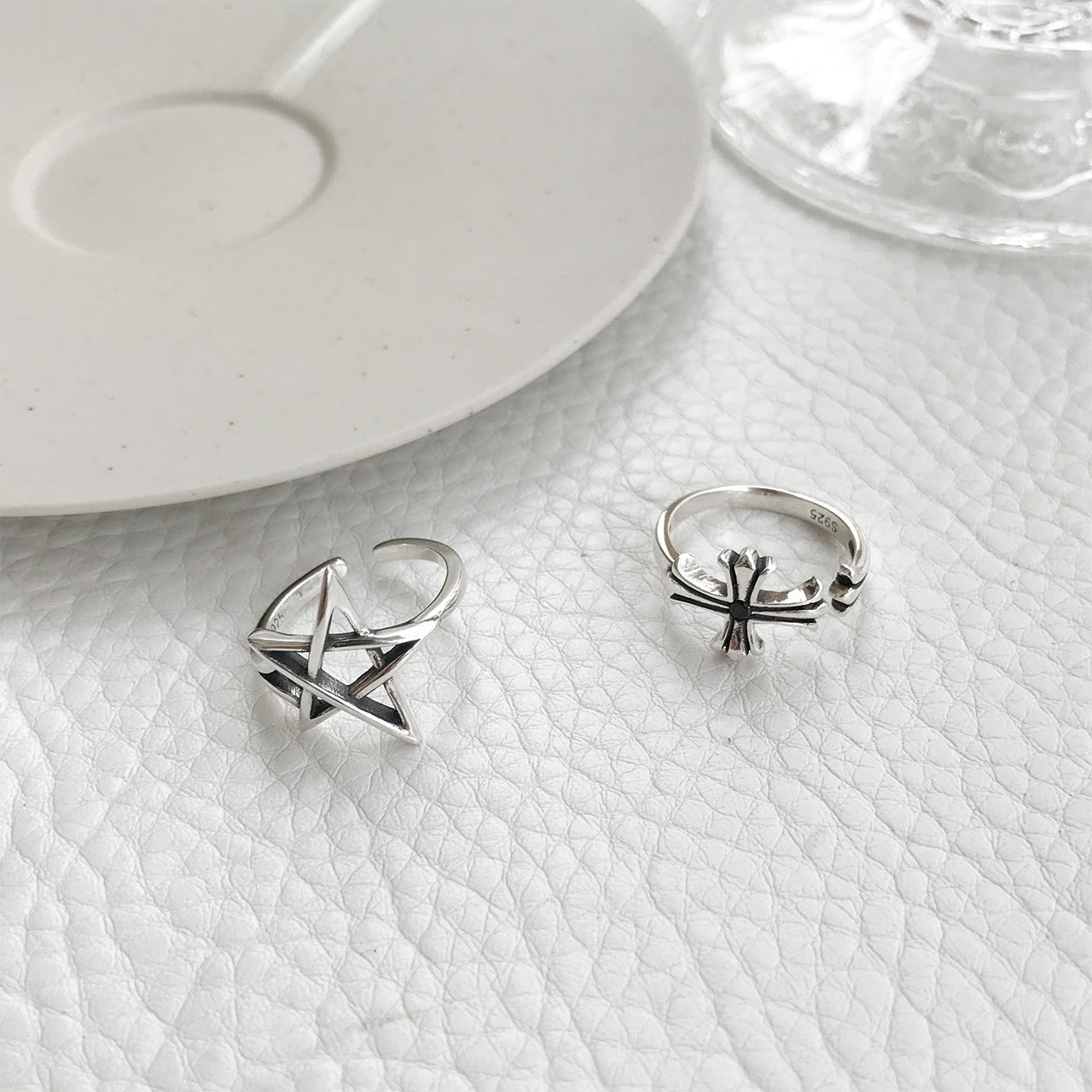 Anello S925 in Argento Sterling, Regolabile, a Croce Aperta, Finitura Anticata, Ispirazione Coreana Giapponese, Anello da Donna alla Moda
