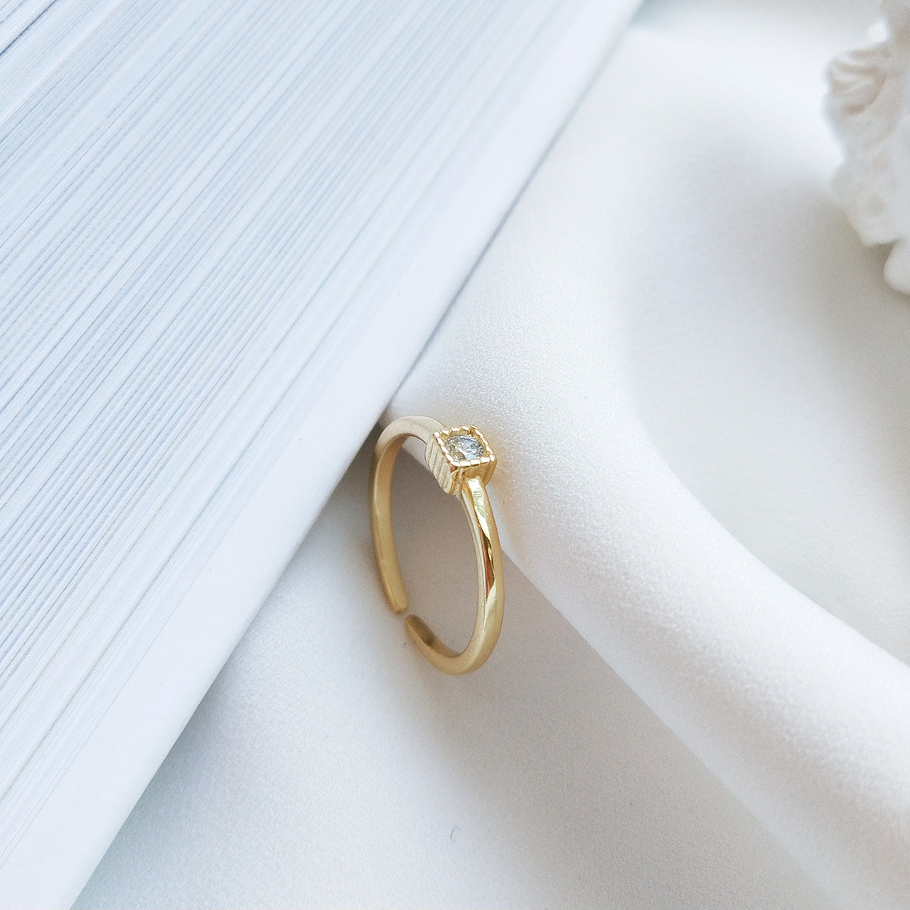 Anello Sottile Regolabile Minimalista Geometrico in Argento Sterling S925