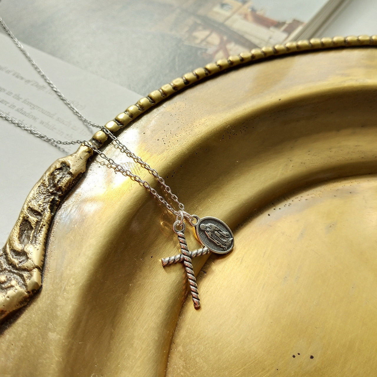Vintage 925 Sterling Silver Cross Pendant Necklace