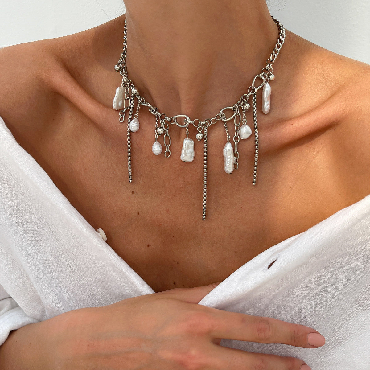 Minimalist Heart Geometric Pearl Pendant Plated Alloy Necklace with Tassel for Women
