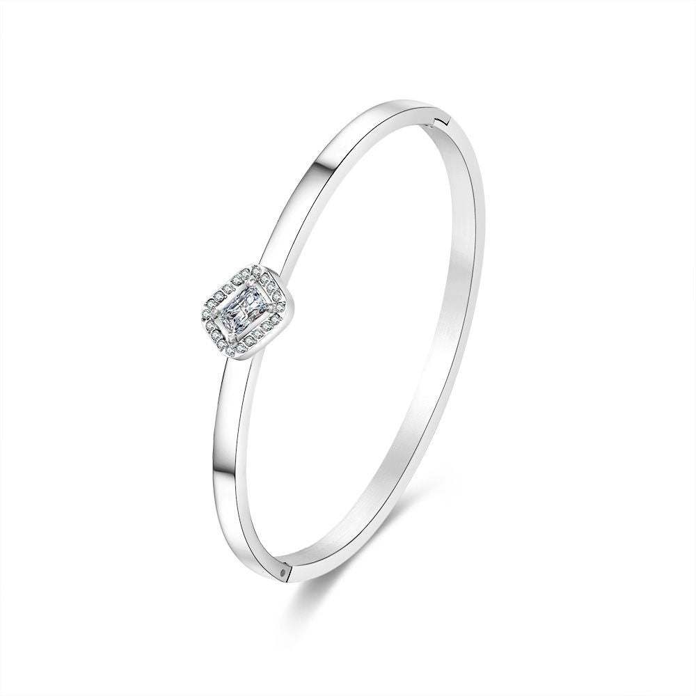 Minimalist Round Geometric Cubic Zirconia Plated Stainless Steel Bracelet for Women