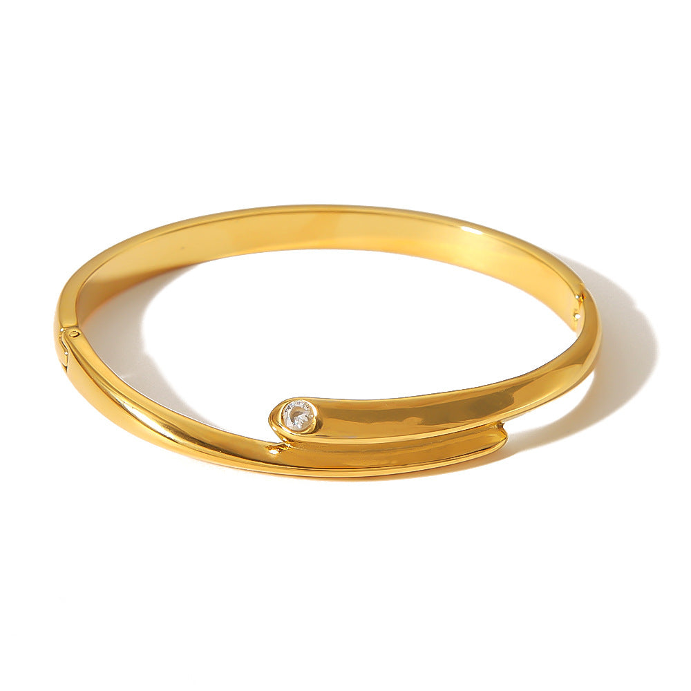 Bracciale minimalista in acciaio al titanio con intarsi di strass e design asimmetrico, acciaio inossidabile placcato oro 18 carati