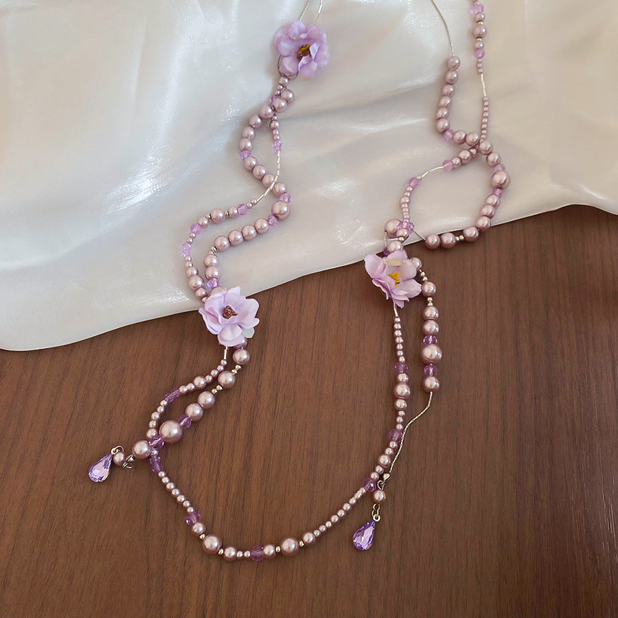 Elegante collar de perlas con flor de tela de estilo francés para mujer con colgante de aleación chapada, delicada cadena para suéter de uso diario