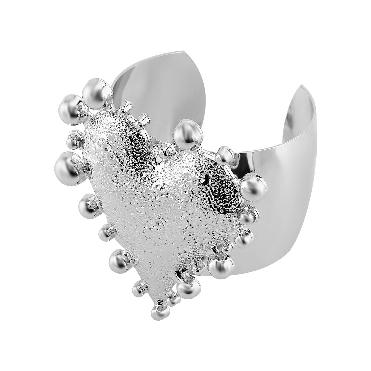 Bracciale rigido da donna vintage a cuore lucidato in lega larga con finitura placcata