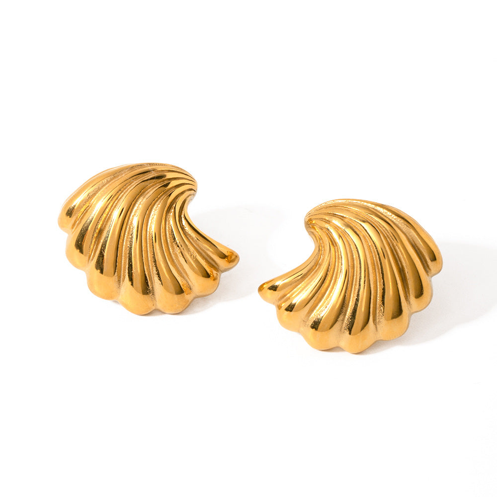 Geometric Titanium Steel Earrings with 18K Gold Plating, Shell-Shaped Studs for Women, Fashionable and Versatile Ear Jewelry