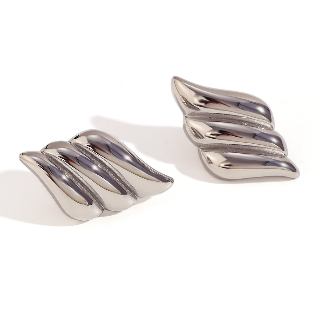 Fashionable Vintage-Inspired Irregular Geometric Heart-Shaped Stainless Steel Earrings with 18K Gold Plating
