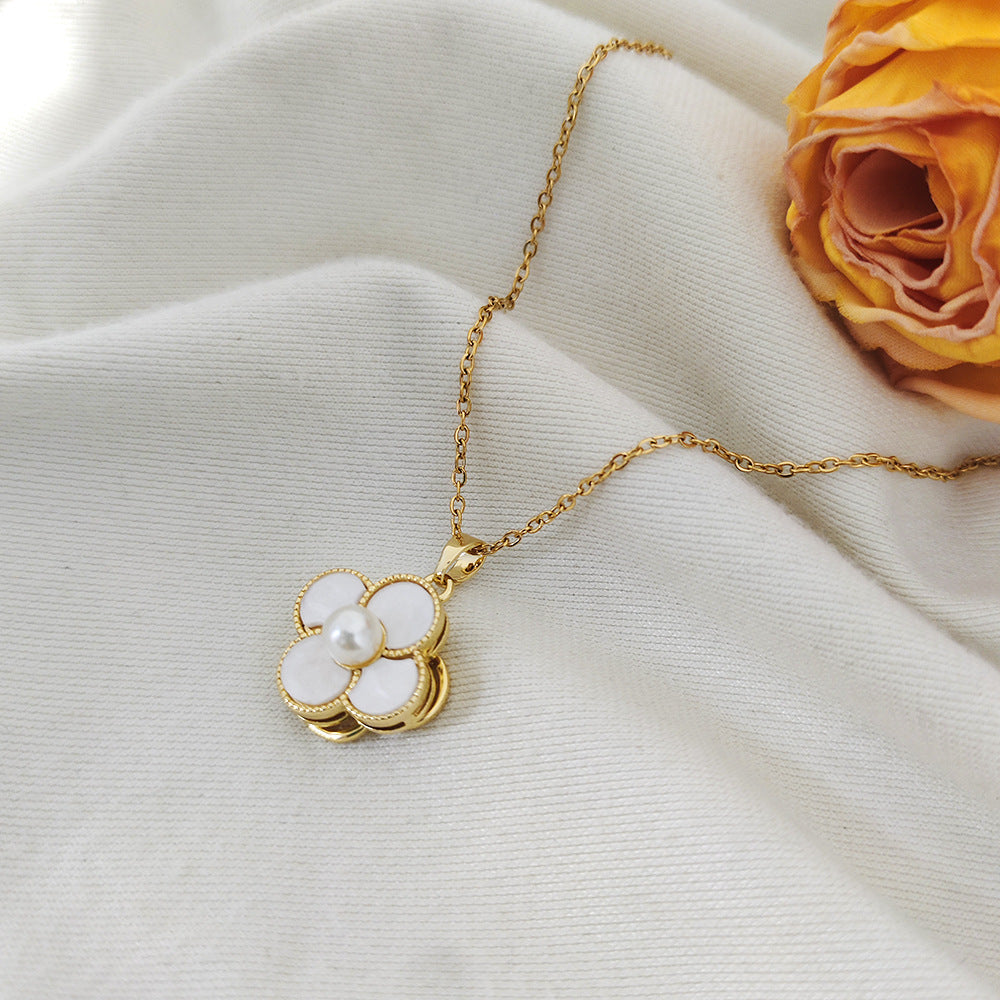 Collana pendente minimalista a quadrifoglio in acciaio al titanio con accenti di perle ispirati a strass su catena O per donna e uomo