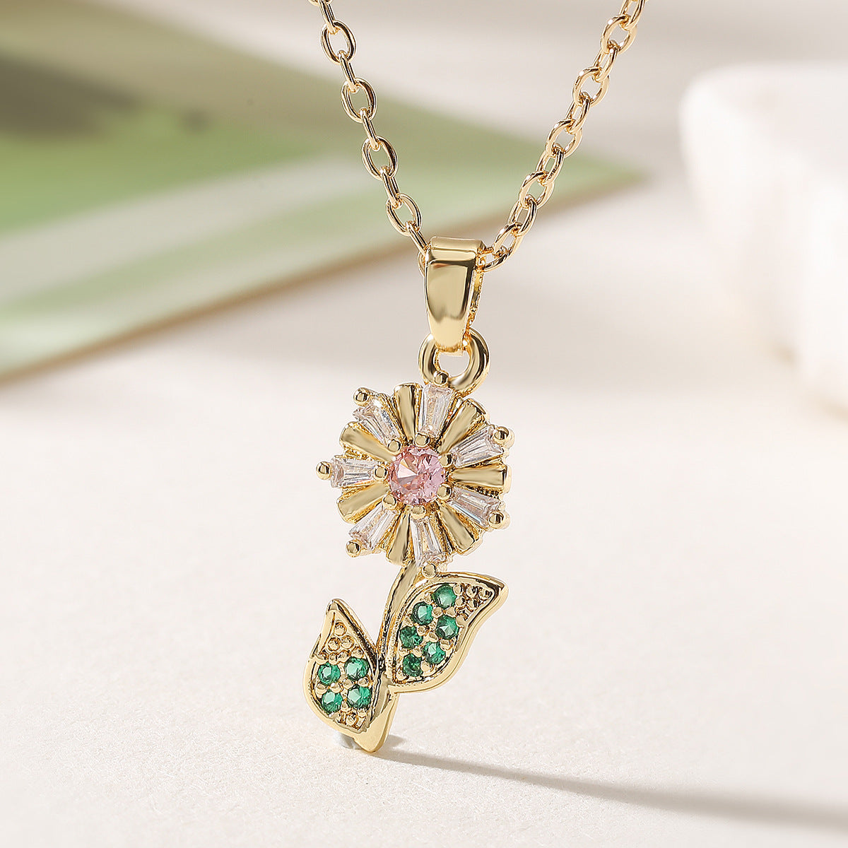 Minimalist 18K Gold Plated Brass Floral Geometric Cubic Zirconia Pendant Necklace