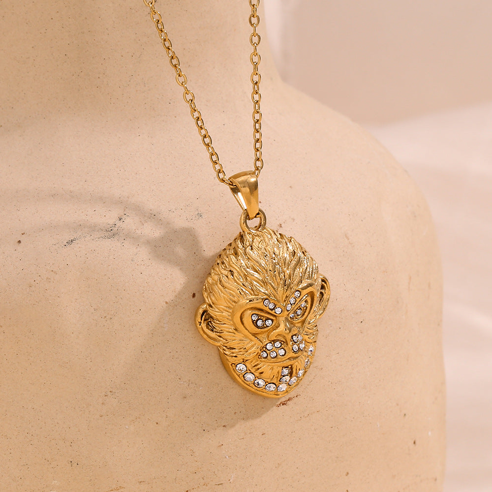 Collana da donna con ciondolo Wukong in acciaio inossidabile placcato oro 18 carati con mitologia nera, minimalista e geometrica