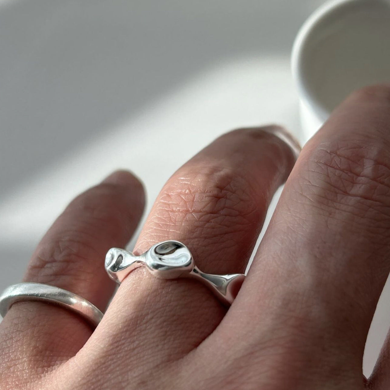 Minimalist Irregular Heart-Shaped 925 Sterling Silver Open Ring with Beveled Square Grain Detail for Women