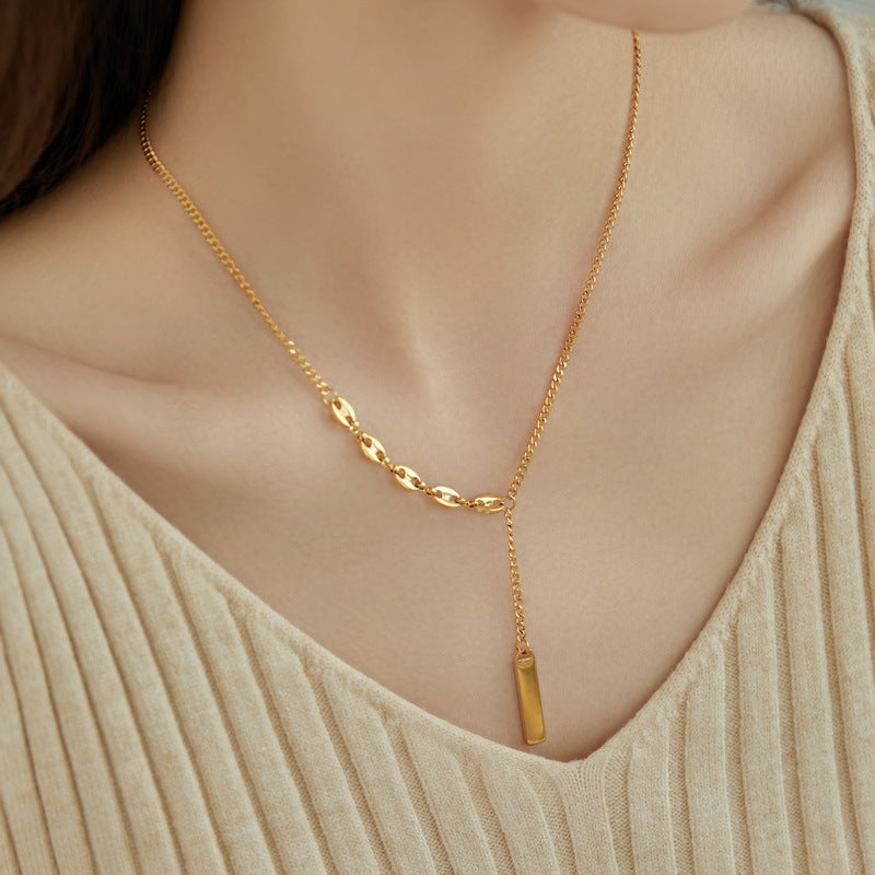 Fashionable Lucky Charm Zodiac Pendant Necklace for Women and Men in Titanium Steel with Traditional Wan Pattern and Minimalist Locket Chain