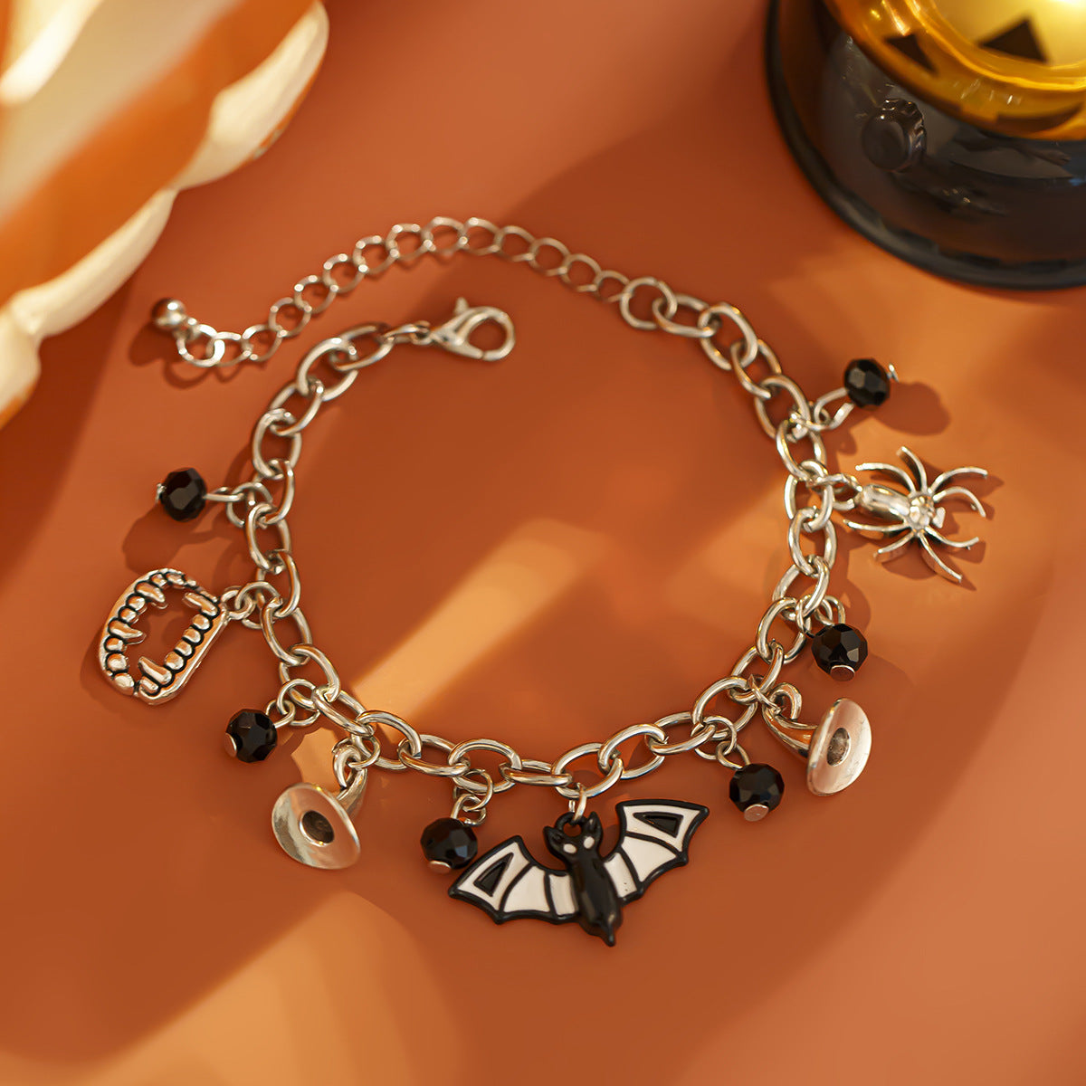 Pulsera de mujer con colgante de fantasma y calabaza estilo Hip Hop, de aleación con acabado chapado