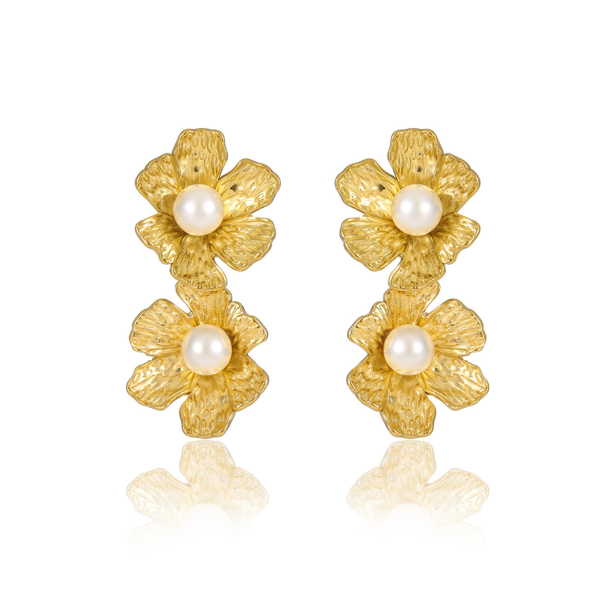 Vintage Style Petal-Shaped Stainless Steel Stud Earrings with Pearl Inlay and Textured Fringe Detail