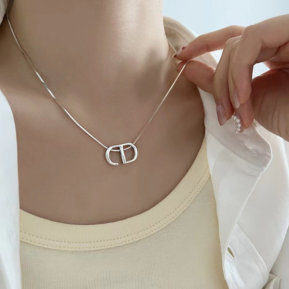 Minimalist CD Letter Snake Chain Necklace for Women Made of Titanium Steel with Electroplating Finish