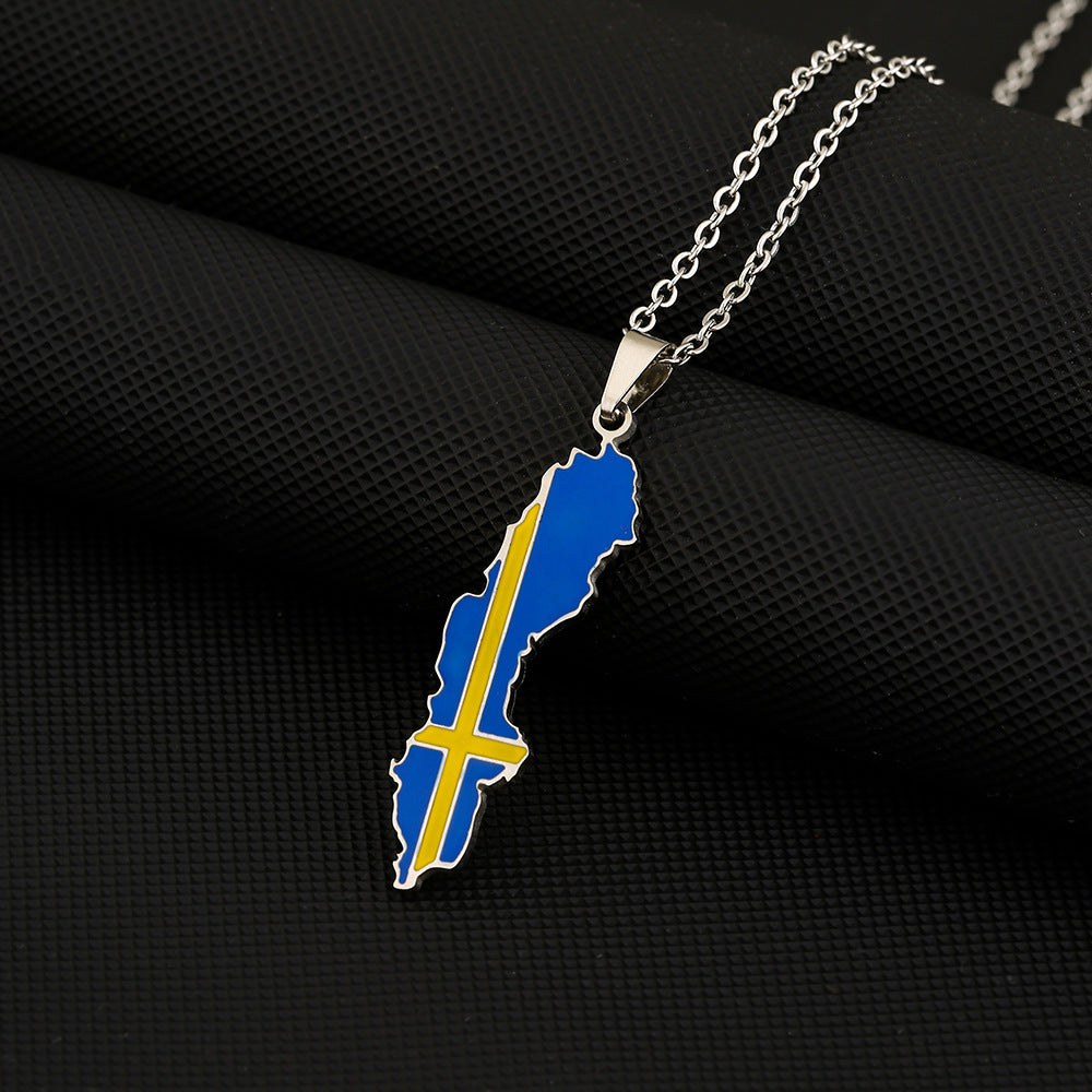 Collana con Ciondolo Minimalista Bandiera Svedese in Acciaio Inox con Finitura Smaltata su Catena a O per Uso Unisex