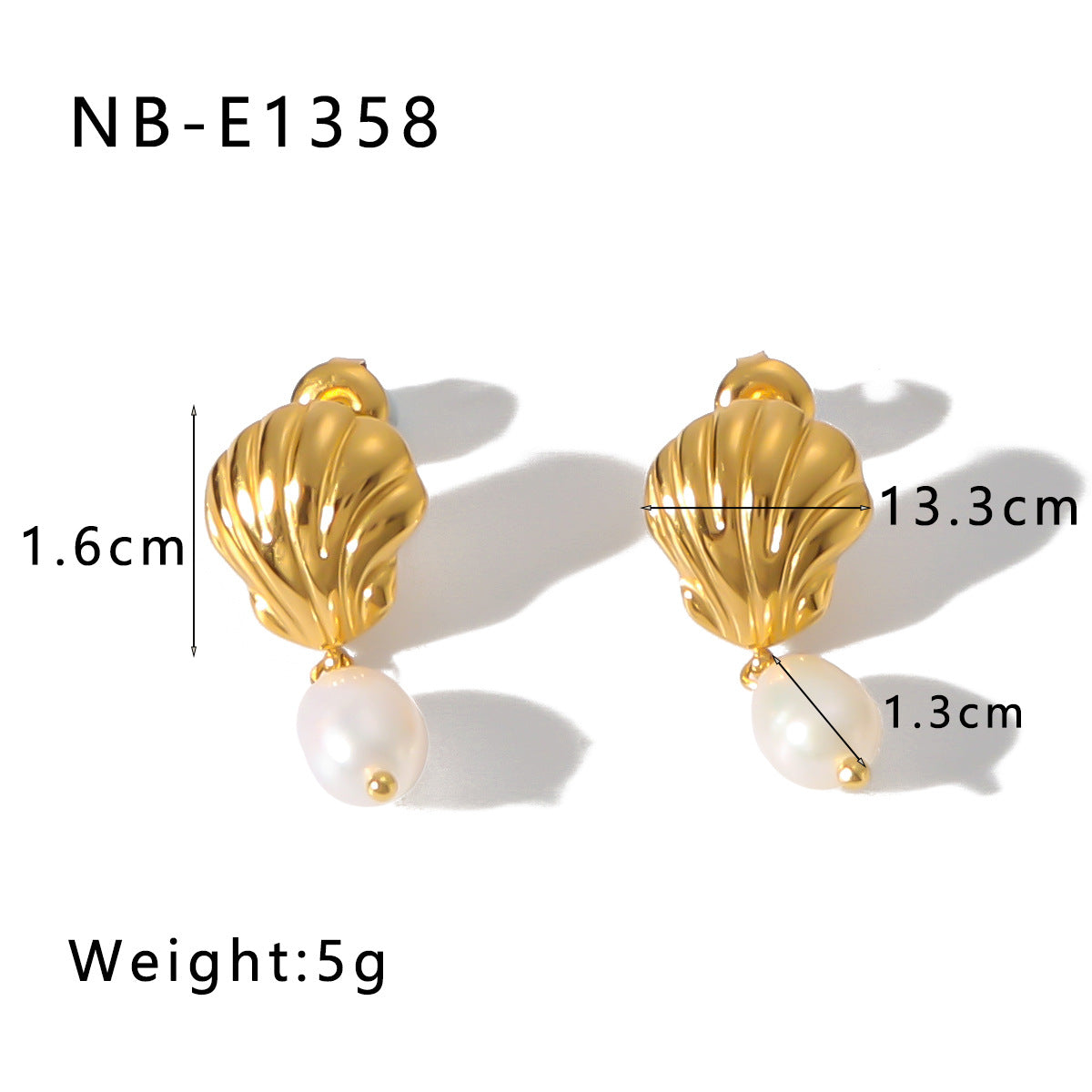 Minimalist Geometric Shell Pendant Necklace for Women in Stainless Steel with 18K Gold Plating