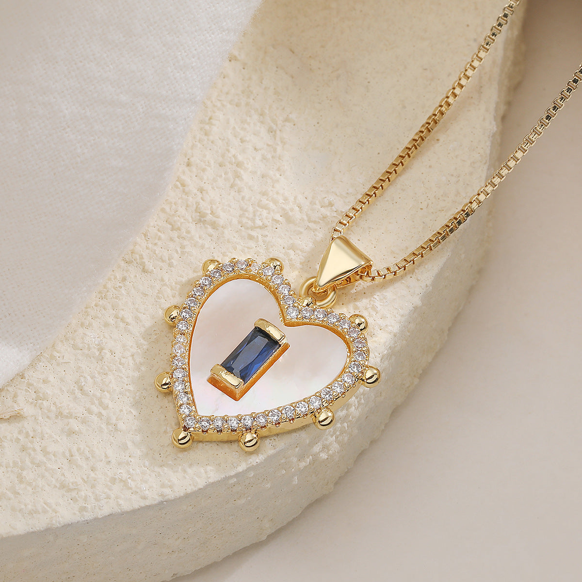 Minimalist 18K Gold Plated Brass Heart Cubic Zirconia Pendant Necklace for Women