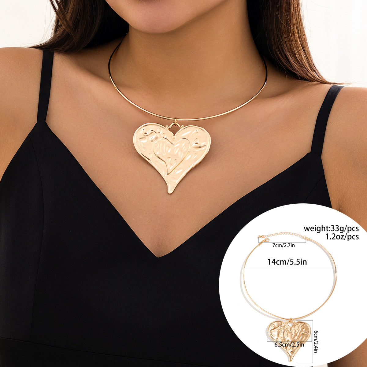 Collana Girocollo Minimalista da Donna a Cuore in Lega con Accenti Geometrici e Finitura in Metallo Testurizzato
