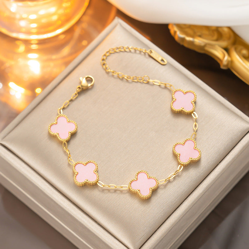 Set di collana, bracciale e orecchini a lobo da donna in acciaio al titanio minimalista con quadrifoglio fortunato