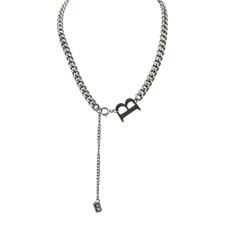 Collana con pendente a lettera B minimalista in acciaio al titanio placcato per uomo e donna