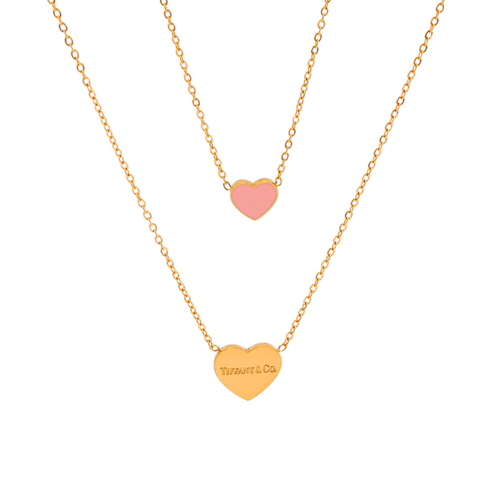 Collana da donna a doppio strato minimalista a forma di cuore in acciaio al titanio con lettere smaltate e placcatura in oro