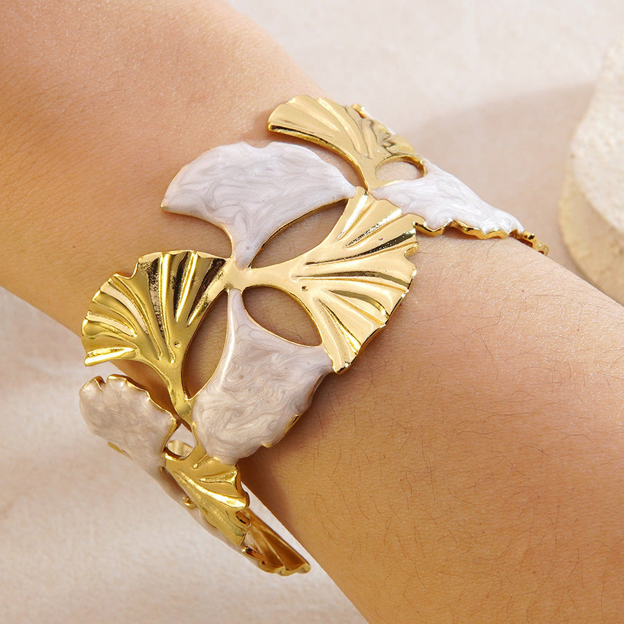 Sweet Minimalist Drip Oil Floral Ginkgo Leaf Stainless Steel Cuff Bracelet