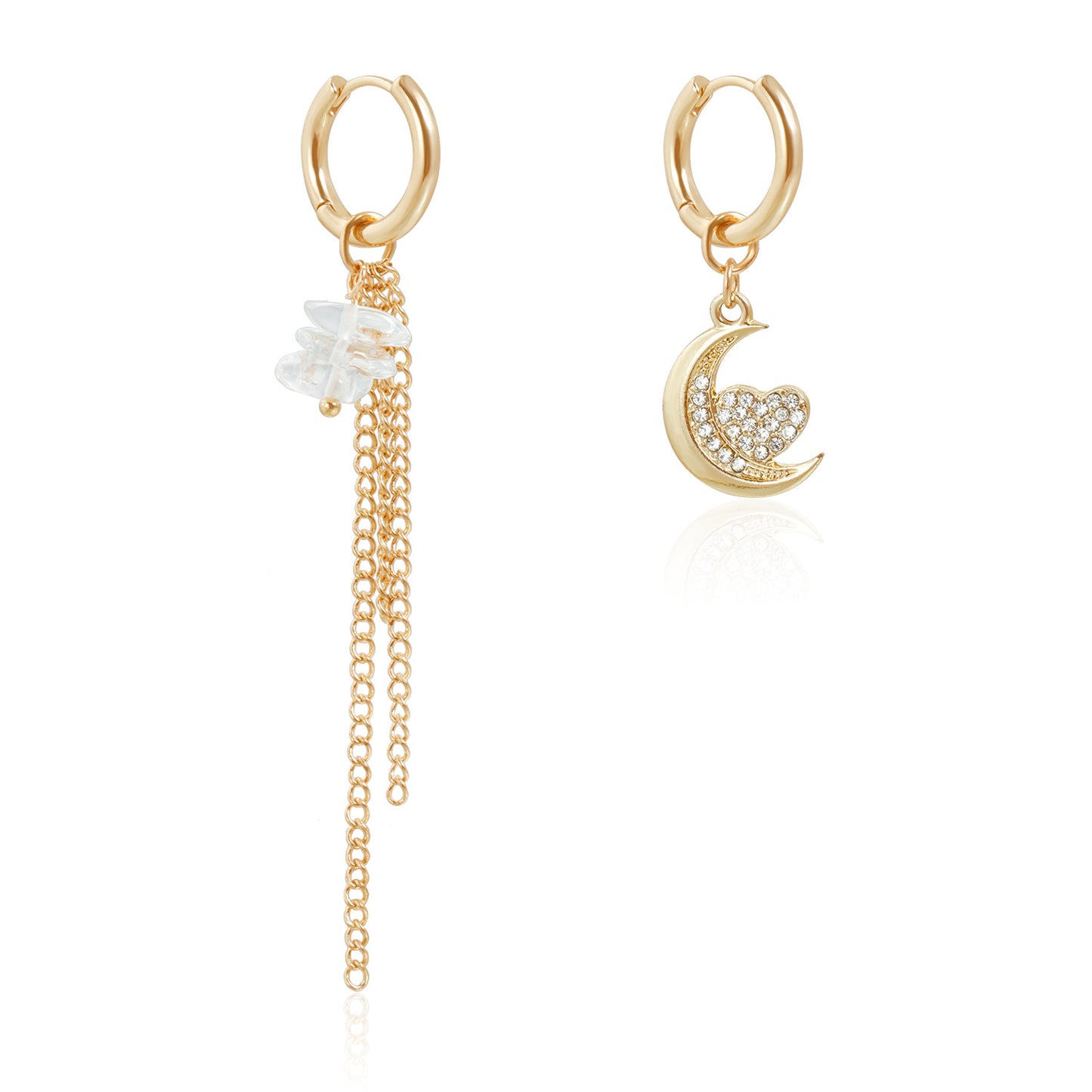 Elegant Moon and Heart Shaped Alloy Necklace with Clear Rhinestones and Pearl Accents for Women