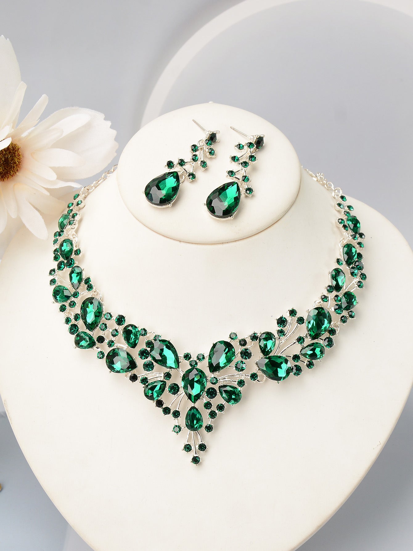 Vintage Baroque Floral Alloy Rhinestone Plated Necklace and Earring Set for Women Wedding Party