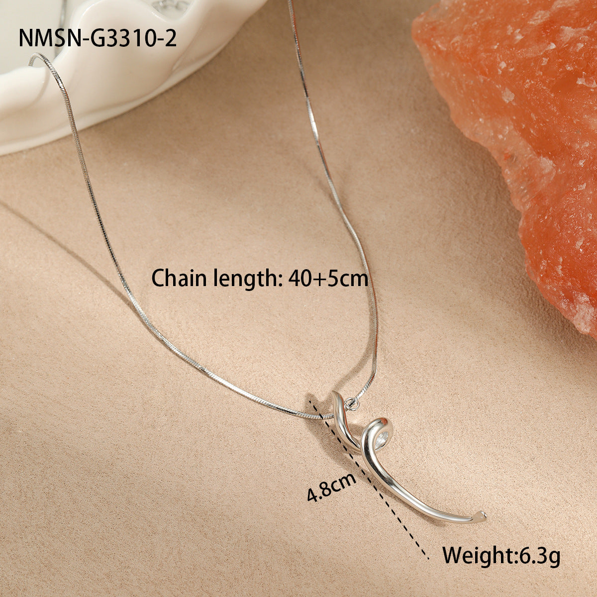 Collar minimalista de acero de titanio geométrico con acabado chapado para mujer, cadena de clavícula a la moda