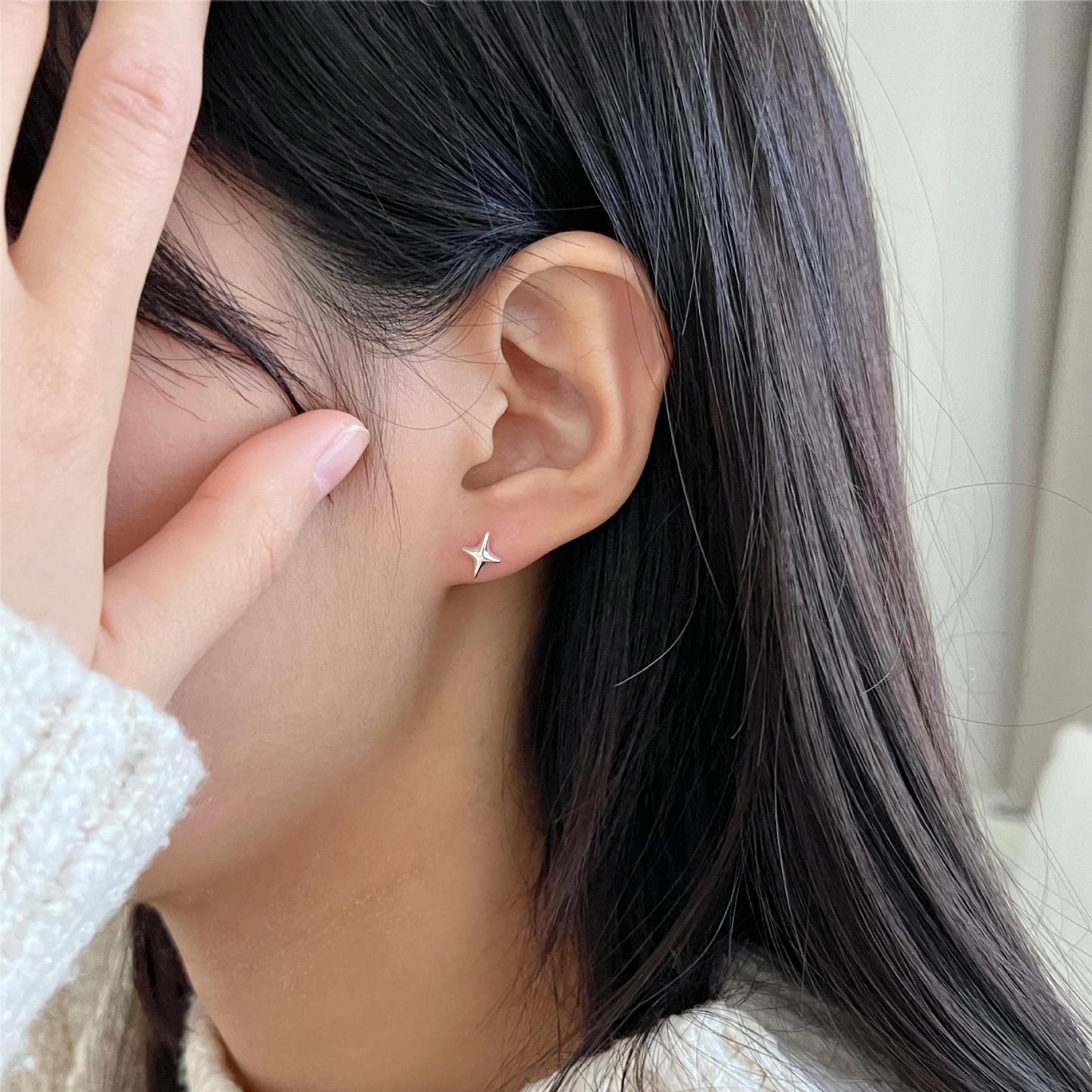 Minimalist Star-Shaped 925 Sterling Silver Stud Earrings with Plated Finish, Geometric Edge Detail