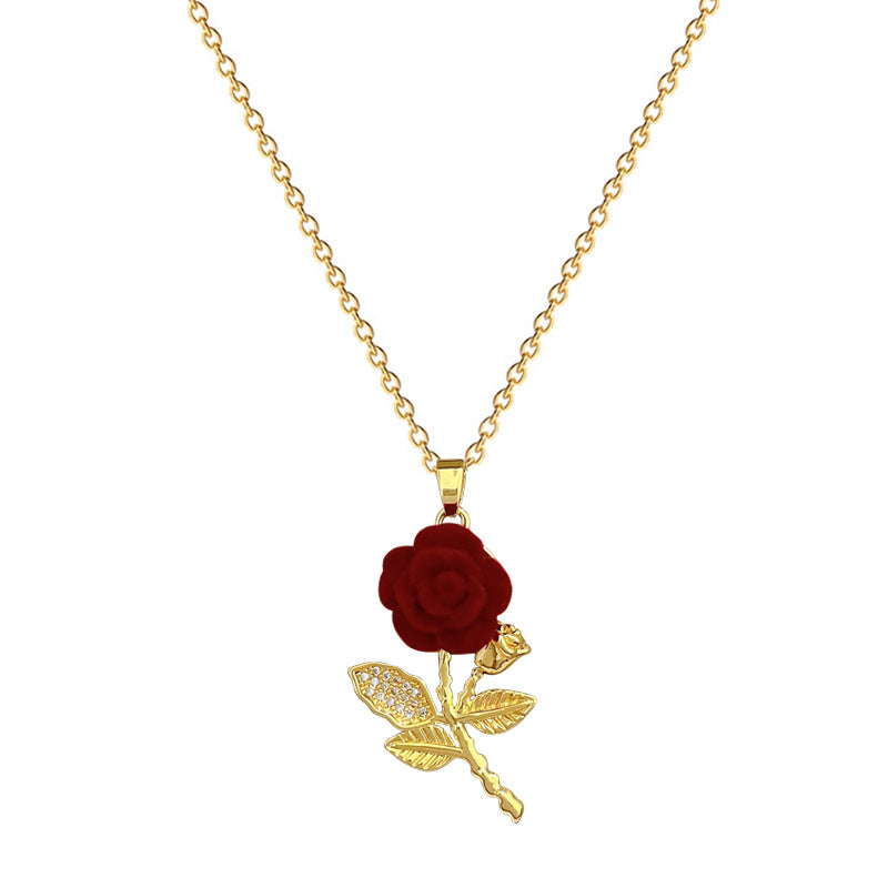Elegant Rose Flower Shaped Full Rhinestone Pendant Necklace for Women with Titanium Steel Chain and Gold Plating