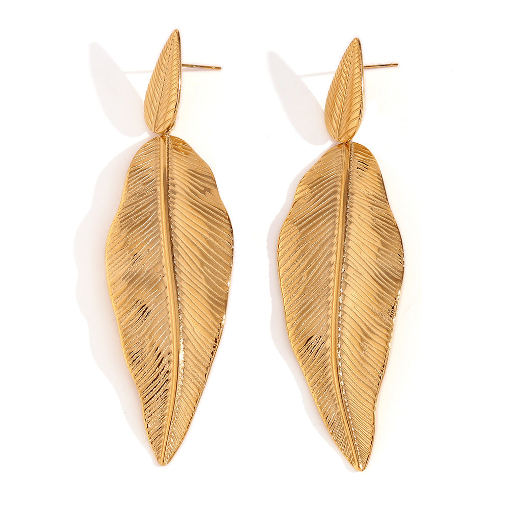 Fashionable Feather and Leaf Shaped Stainless Steel Earrings with 18K Gold Plating for Women