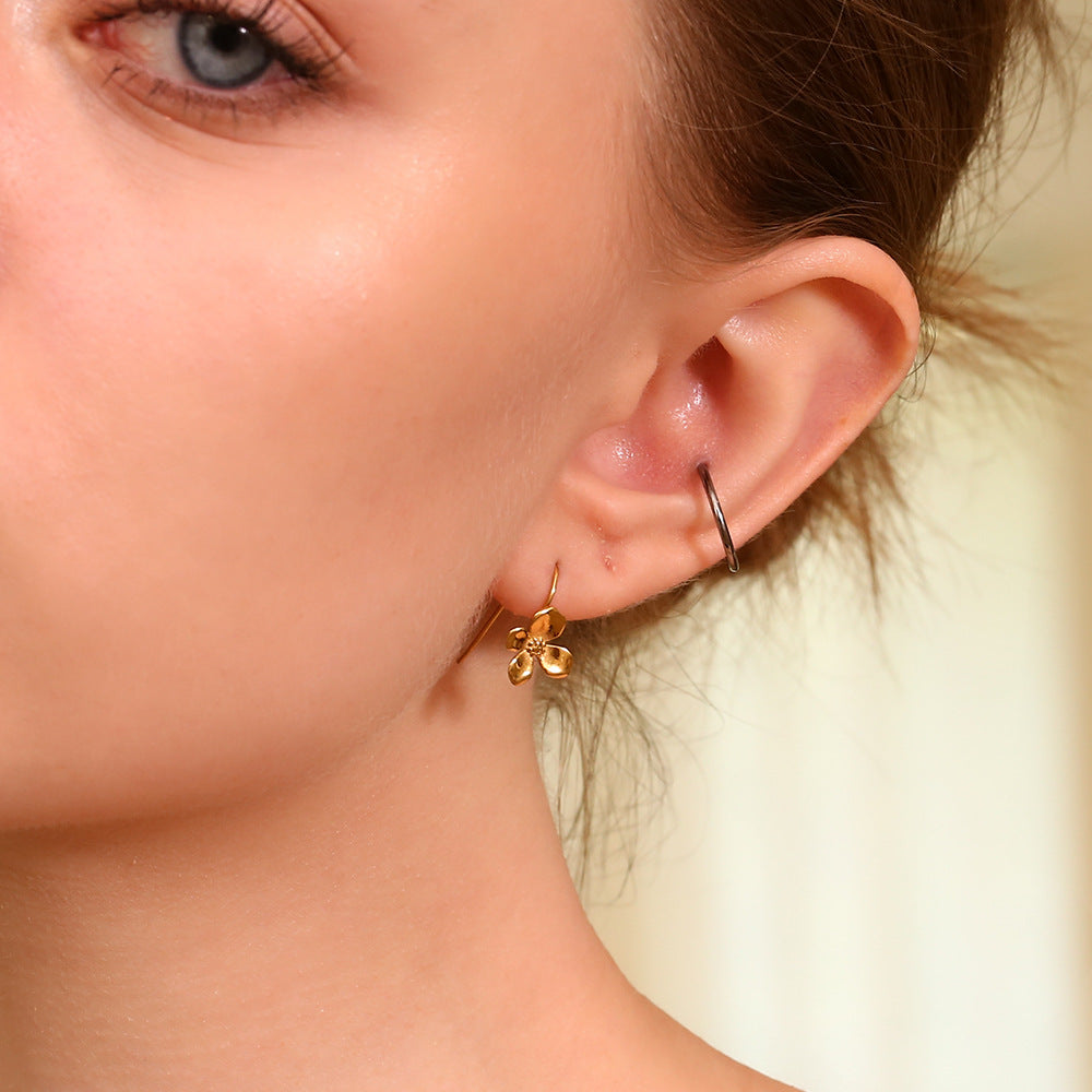 Orecchini alla moda in acciaio inossidabile con motivo floreale placcati oro 18 carati da donna