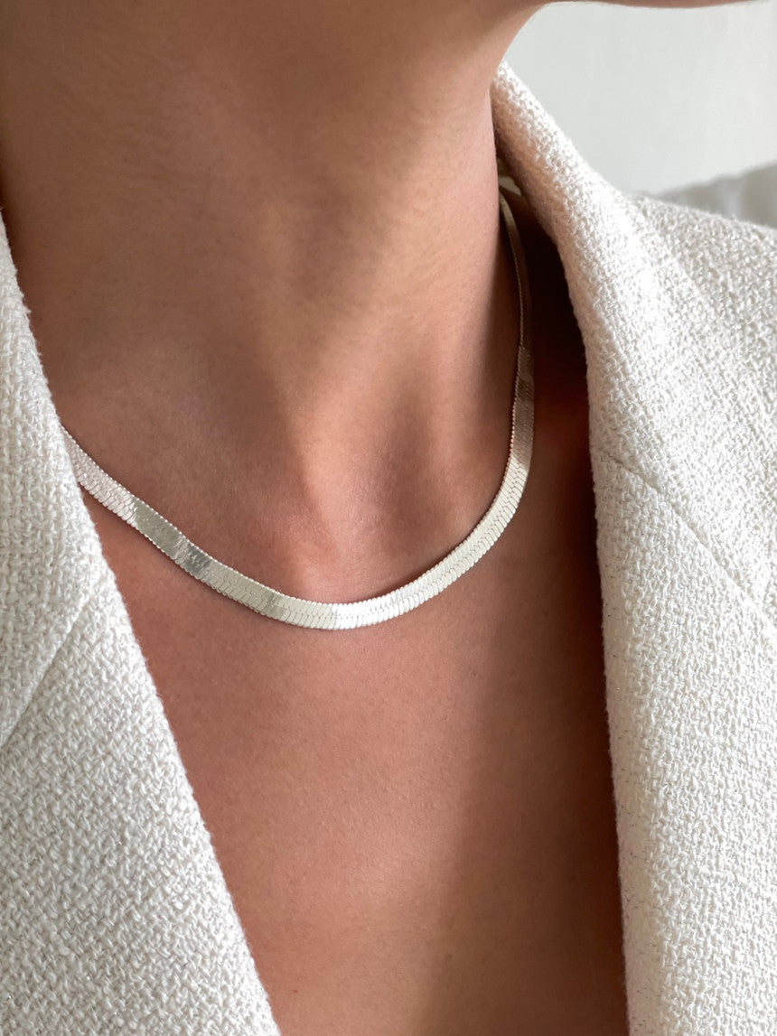 Collana a catena in stile geometrico minimalista in argento sterling 925 con design dalle linee pulite