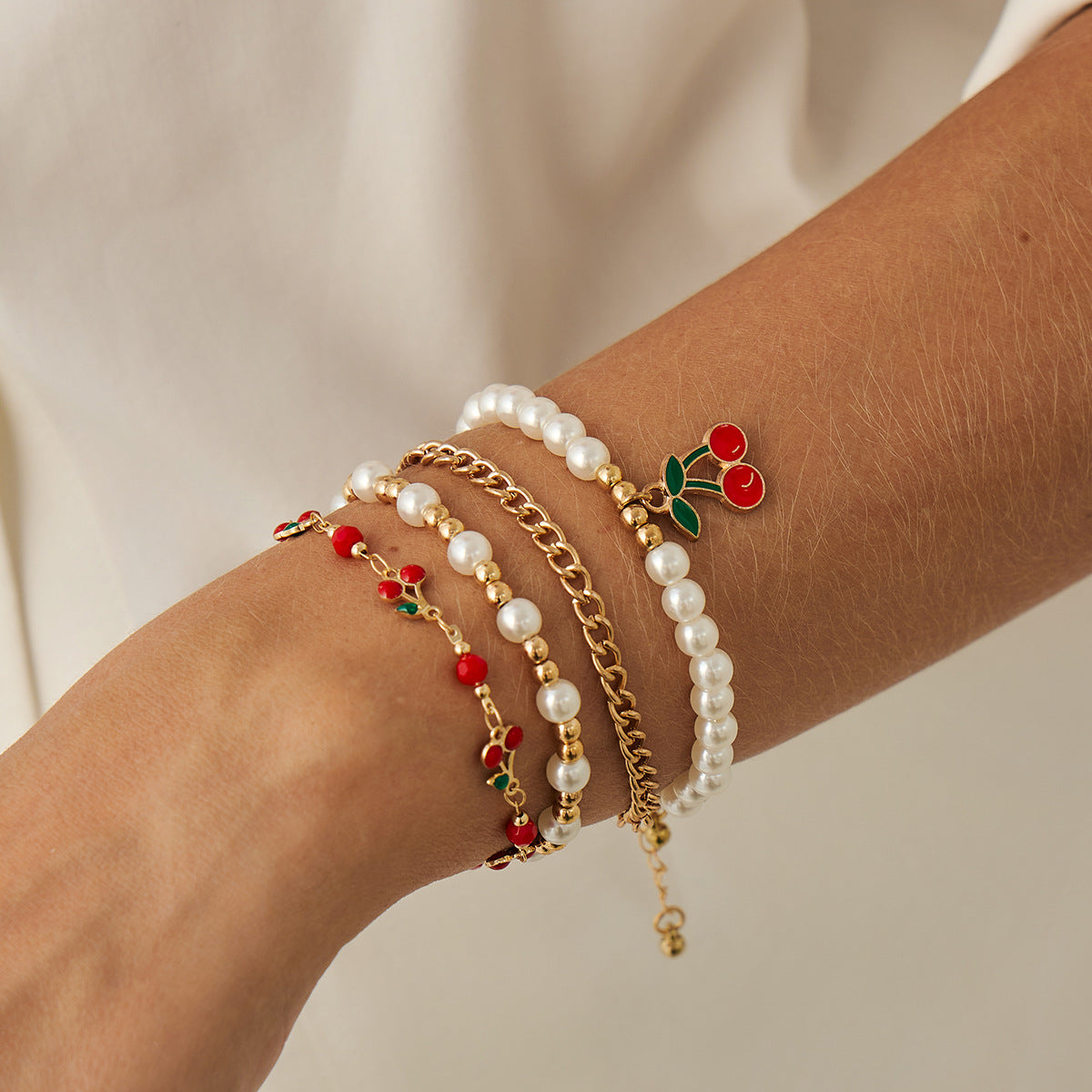 Juego de pulseras de abalorios rústicos minimalistas de cerezo con aleación de zinc y acabado esmaltado para mujer