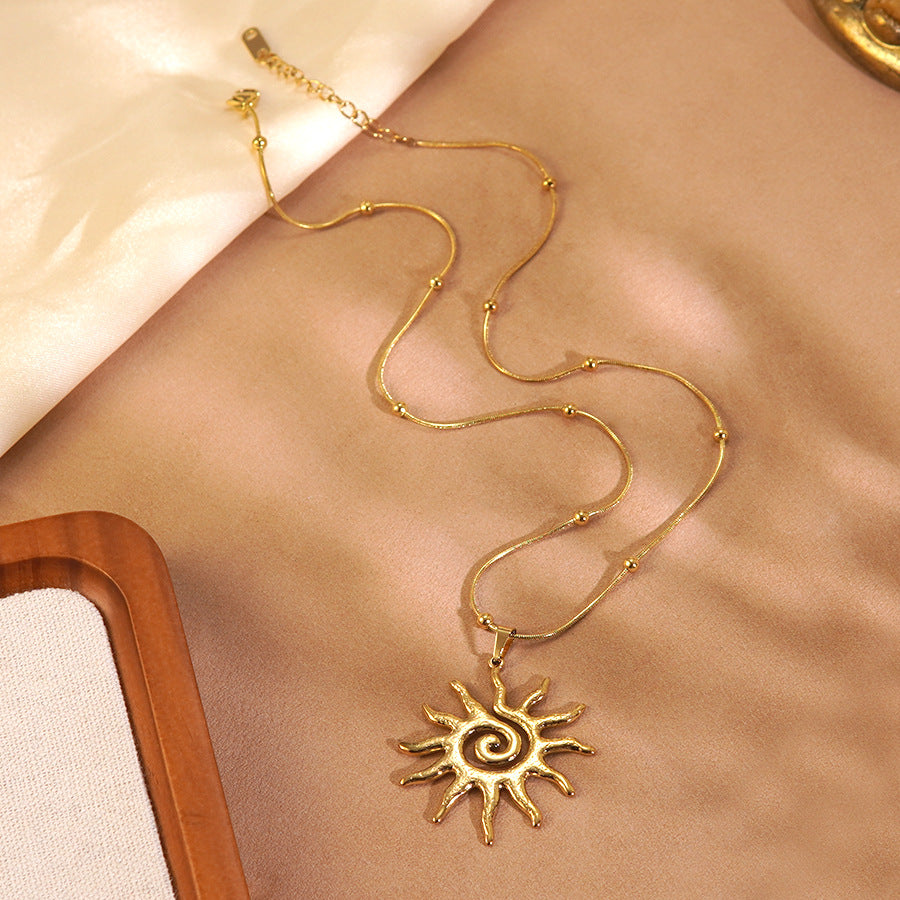 Collana da donna vintage elegante con turbina solare geometrica in acciaio inossidabile
