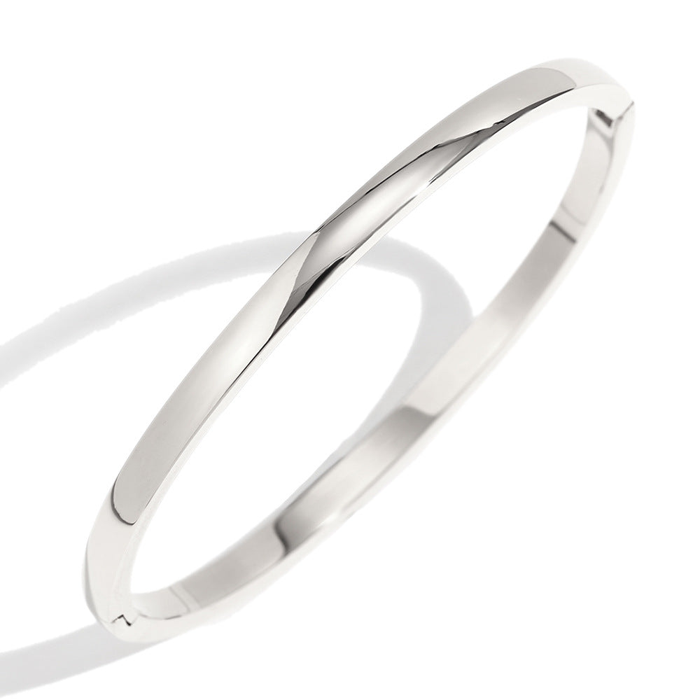 Minimalist Elegant 18K Gold Plated Stainless Steel Geometric Bangle for Women