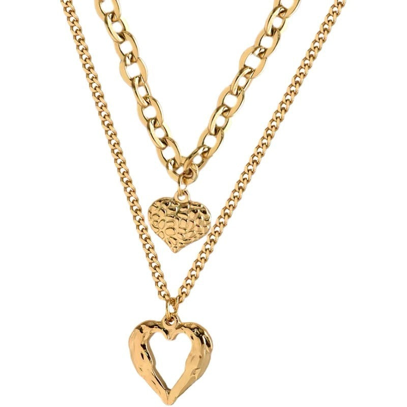Collana Vintage Minimalista con Ciondolo a Cuore Geometrico Vuoto in Acciaio al Titanio con Finitura Placcata e Design a Catena Multistrato