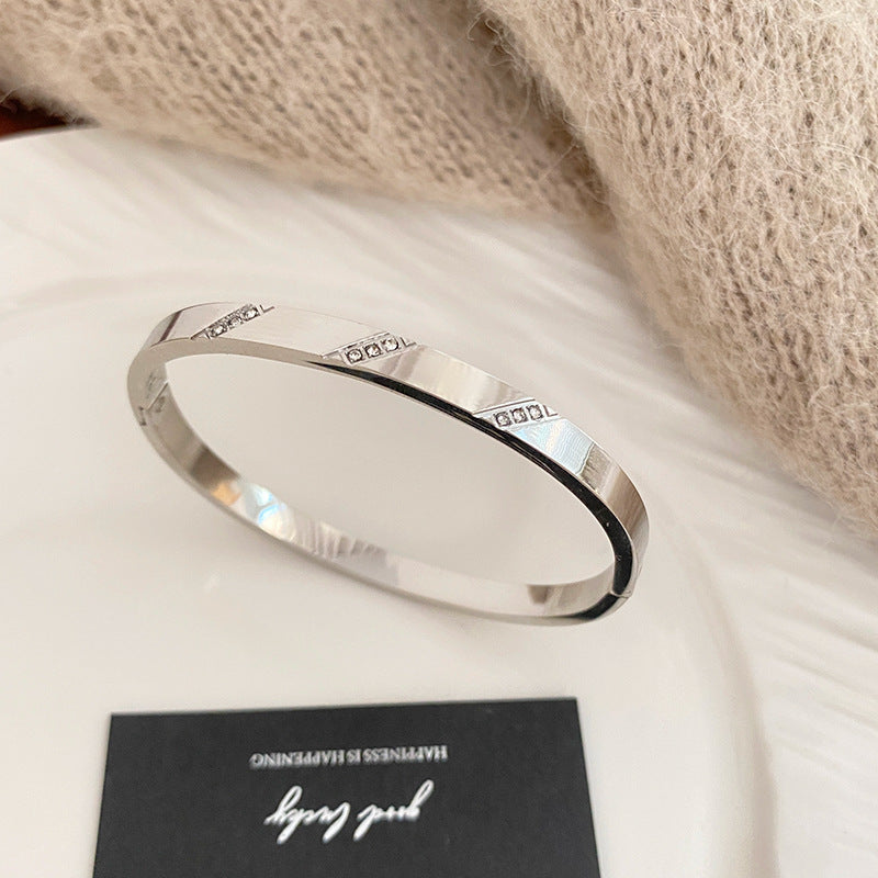 Fan Shaped Heart Rhinestone Inlaid Titanium Steel Plated Open Cuff Bracelet