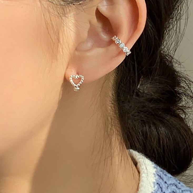 Orecchini a Cuore Minimalisti da Donna in Argento Sterling 925 con Intarsio di Perle