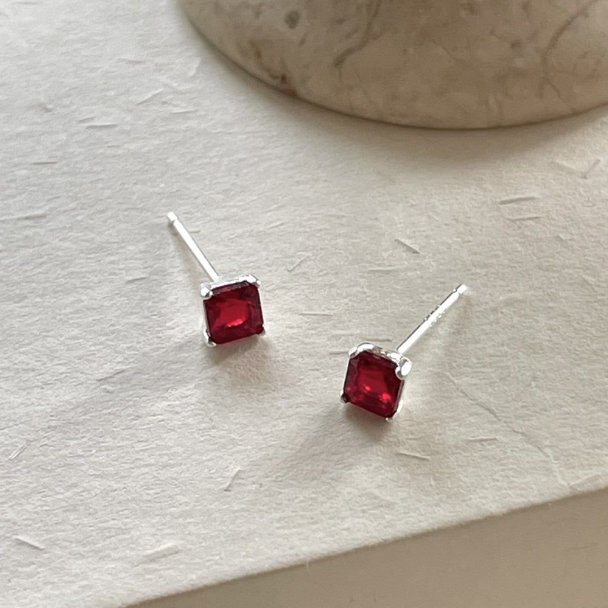 Minimalist Letter-Shaped 925 Sterling Silver Stud Earrings with Red Zircon Inlay, Polished Finish