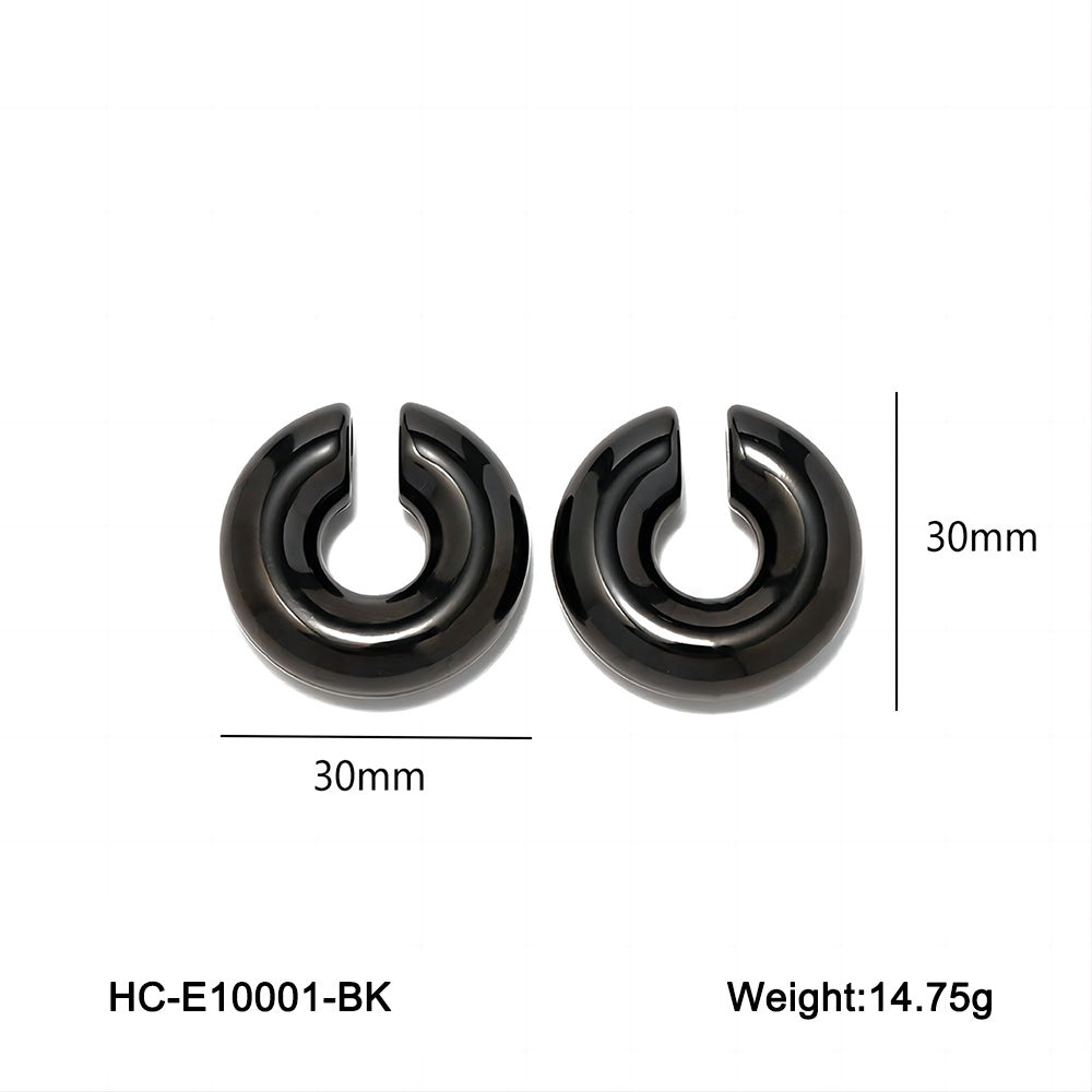 Geometric Hollow Ear Clip for Women in Stainless Steel with Gold Plating and Hammered Texture