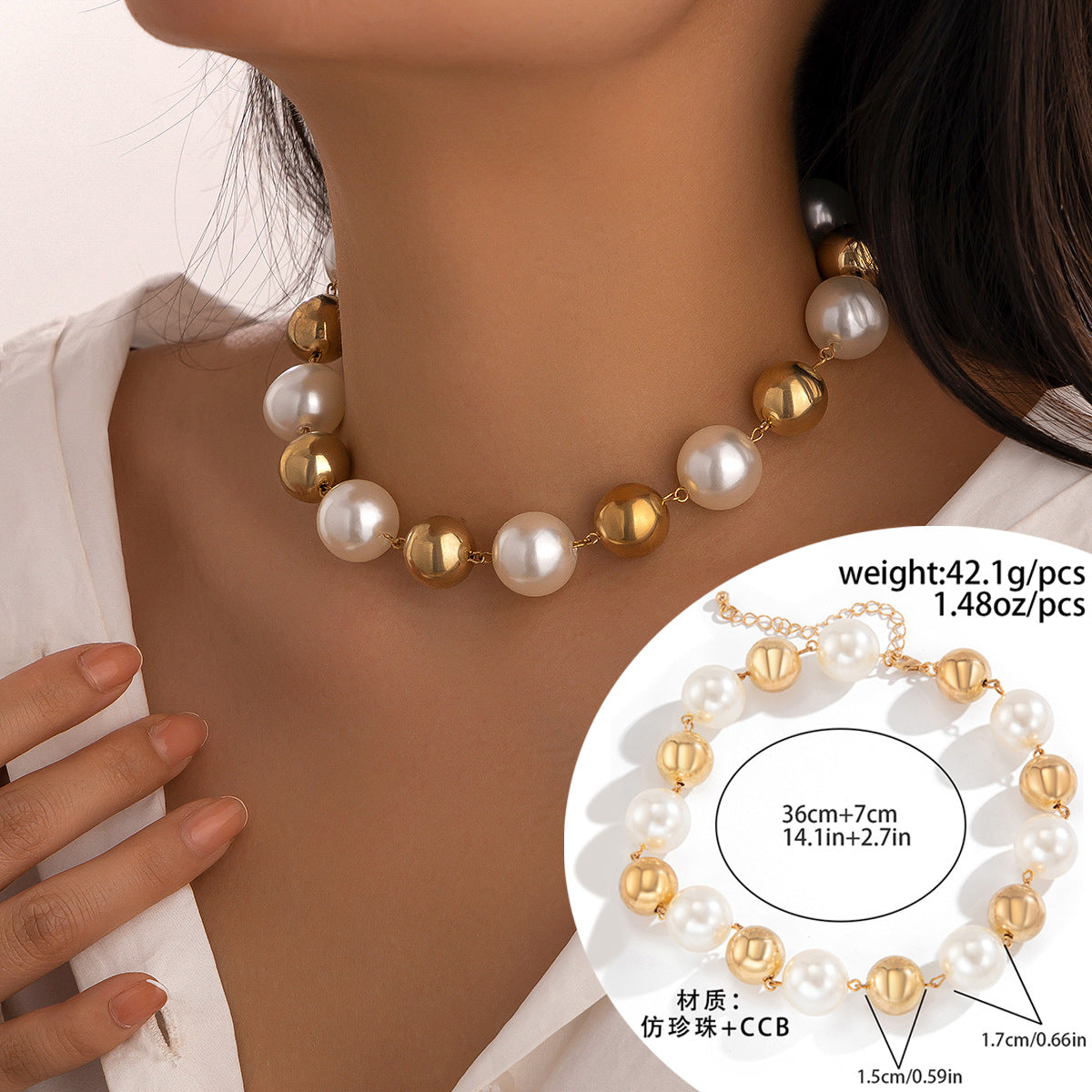 Collana Punk da Donna con Ciondolo Geometrico a Sfera in Lega Galvanizzata e Perle in Resina su Catena a Sfera